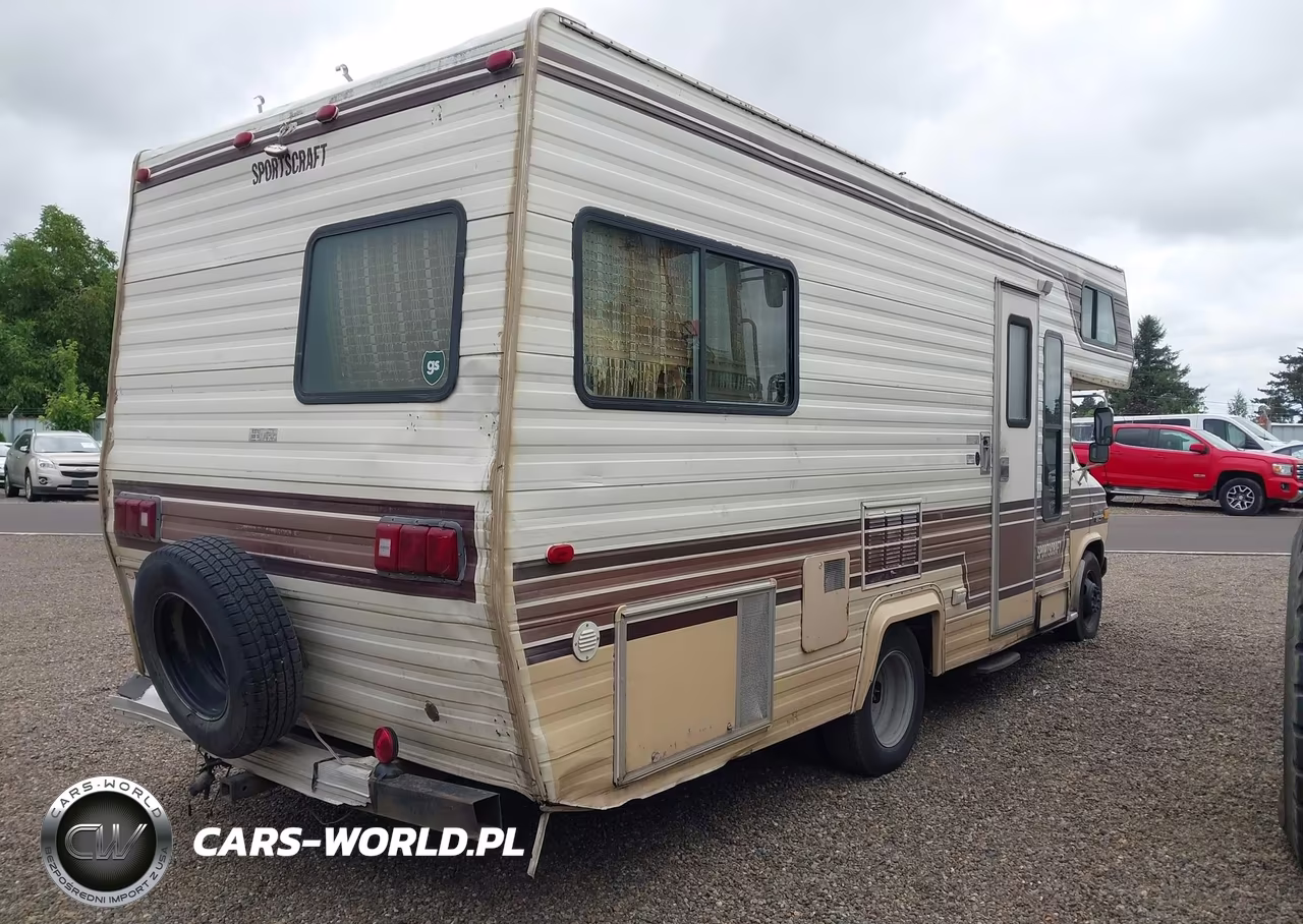 1984 Chevrolet G30 VIN:2GBJG31M4E4176793 - 4