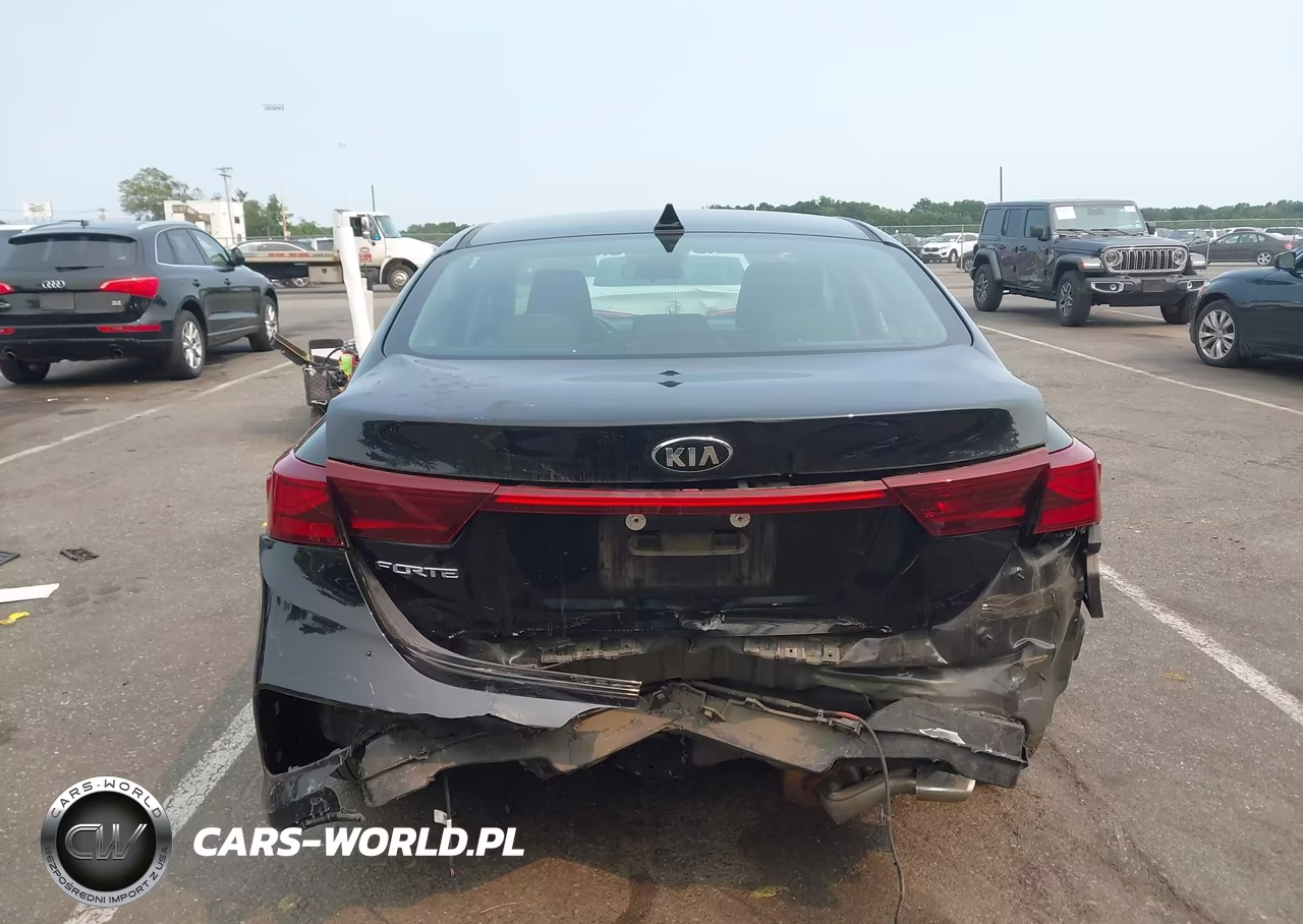 2021 Kia Forte Lxs VIN:3KPF24ADXME329136 - 16