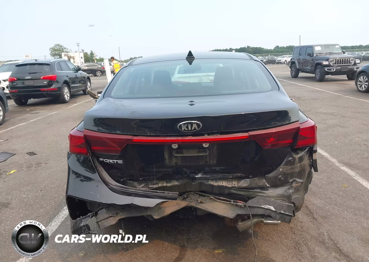 2021 Kia Forte Lxs VIN:3KPF24ADXME329136 - 6