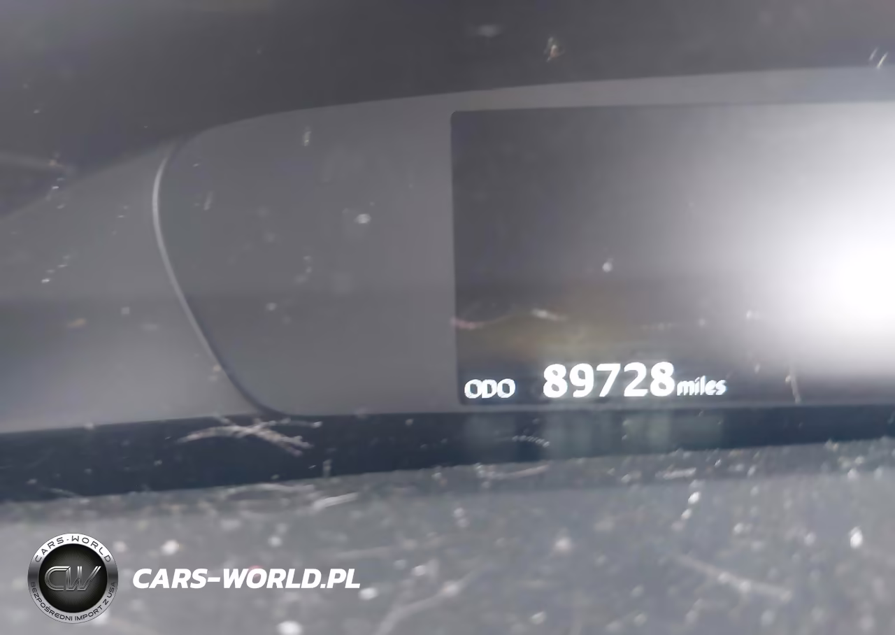 2019 Toyota Prius Le VIN:JTDKARFU3K3100356 - 16