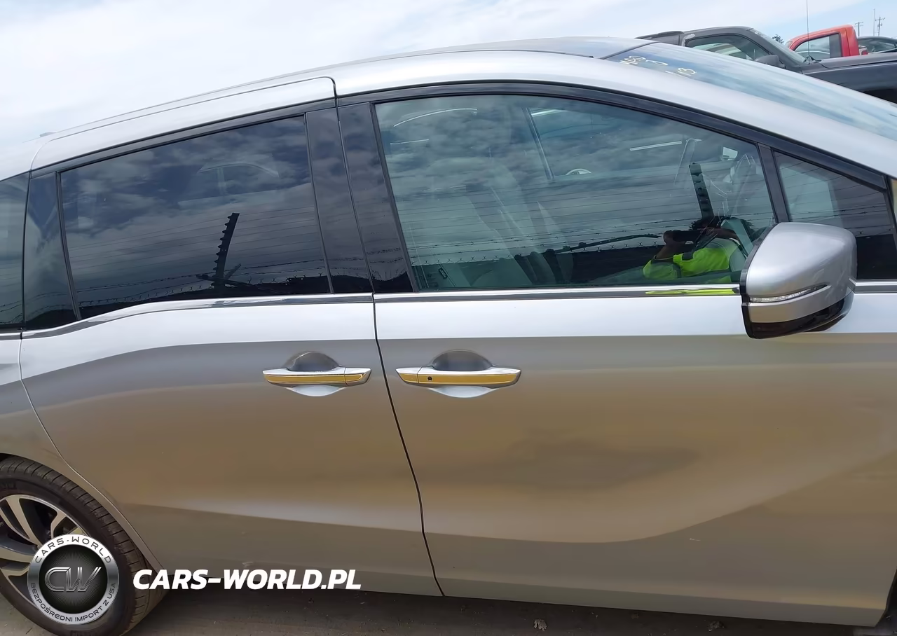 2018 Honda Odyssey Elite VIN:5FNRL6H94JB009372 - 14