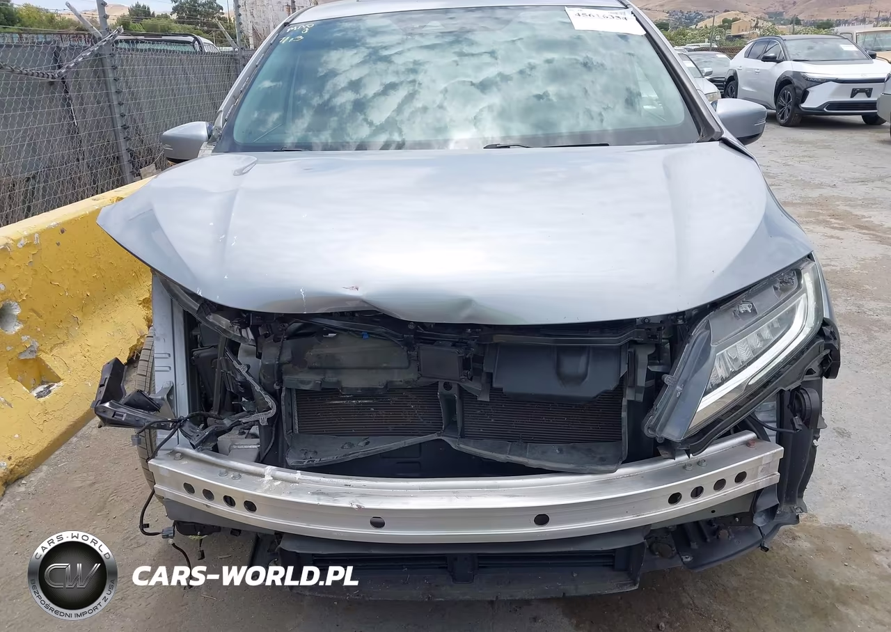 2018 Honda Odyssey Elite VIN:5FNRL6H94JB009372 - 6
