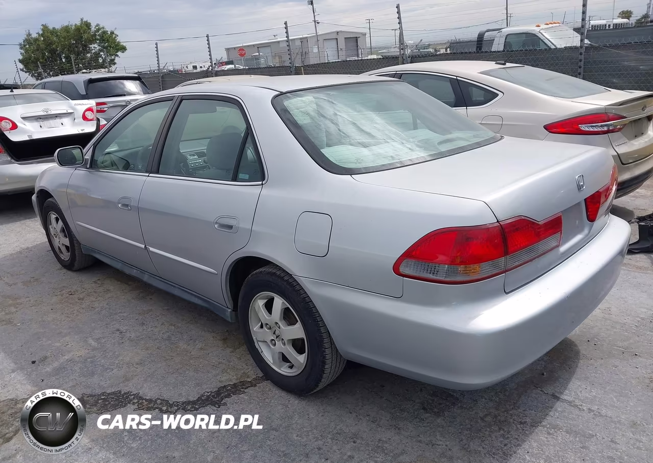 2002 Honda Accord 2.3 Lx VIN:1HGCG66712A046676 - 3