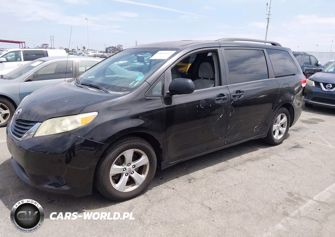 2011 Toyota Sienna Le V6 VIN:5TDKK3DC5BS132602 - 2