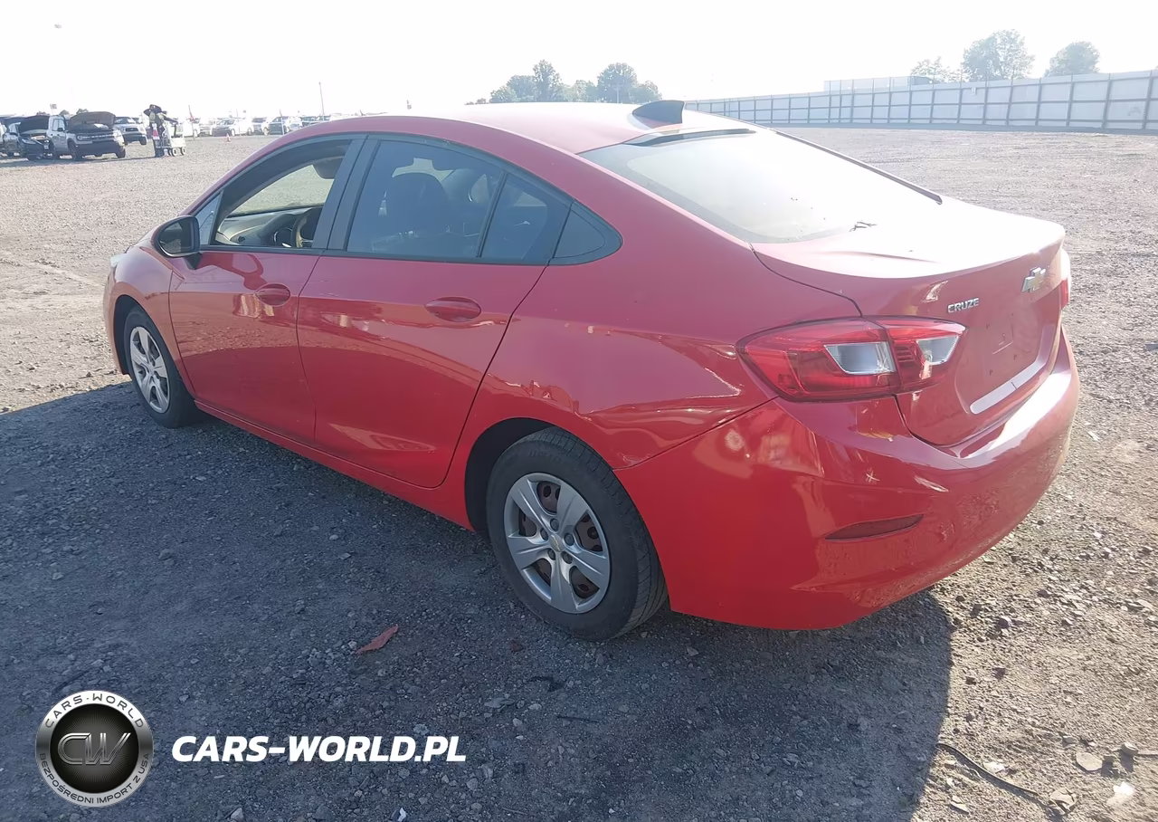 2017 Chevrolet Cruze Ls Auto VIN:1G1BC5SM1H7264076 - 3