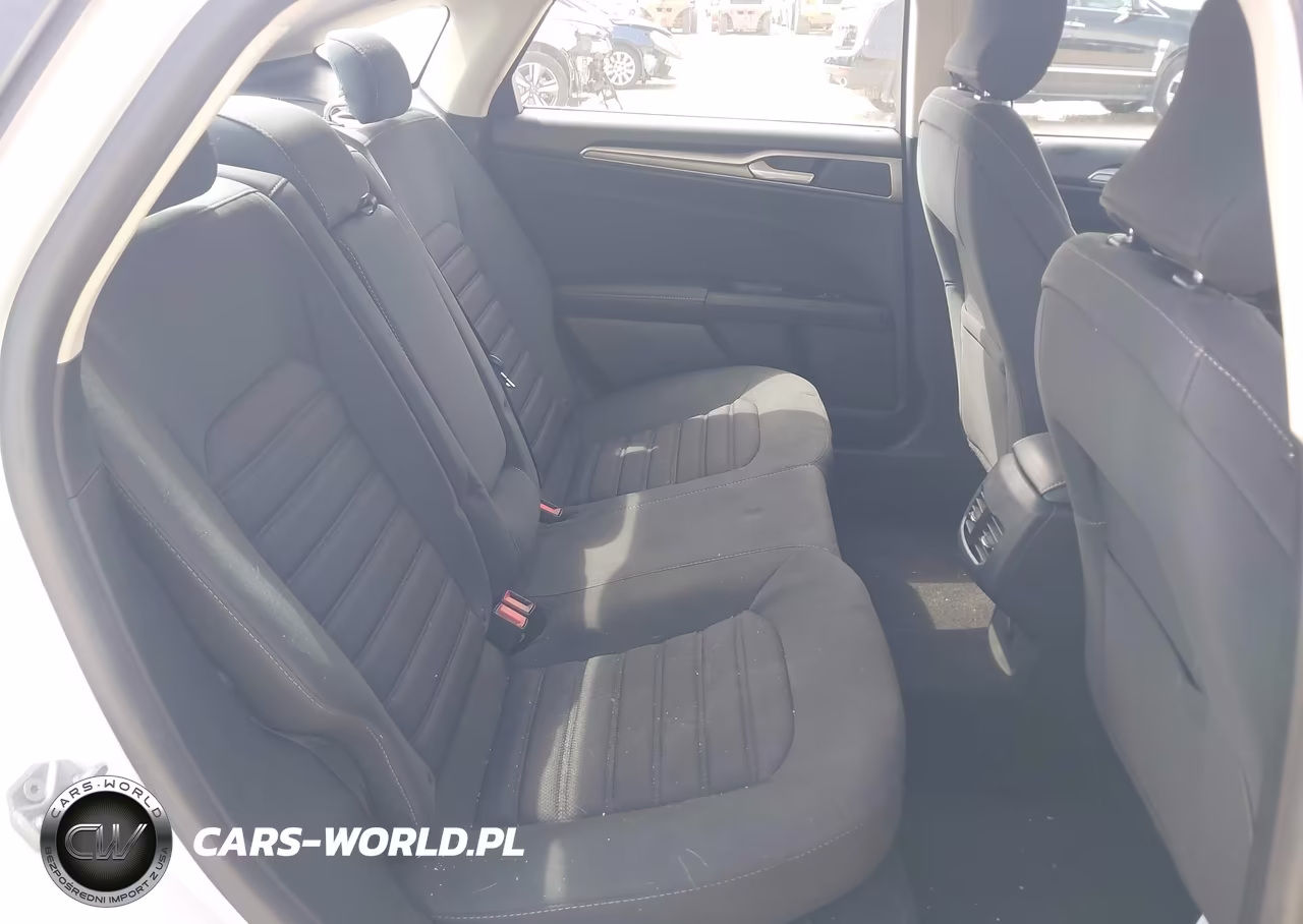 2017 Ford Fusion Se VIN:3FA6P0H74HR402970 - 8