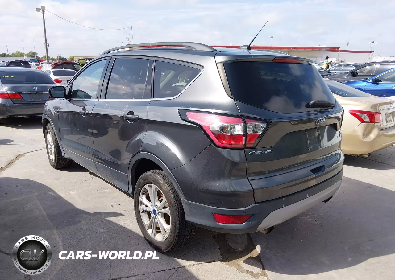 2017 Ford Escape Se VIN:1FMCU9GD6HUB82706 - 3