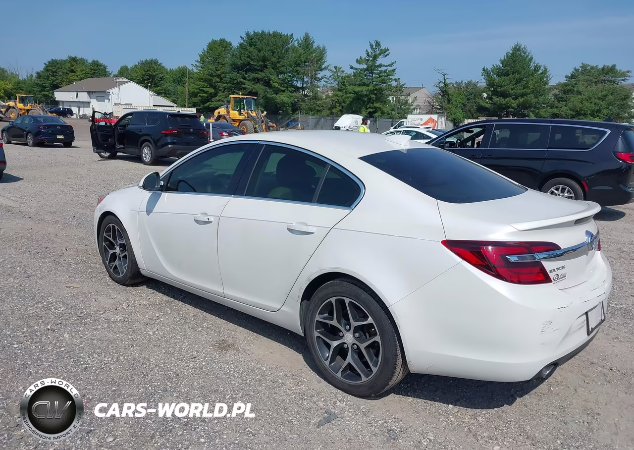 2017 Buick Regal Turbo Sport Touring VIN:2G4GL5EXXH9133242 - 3