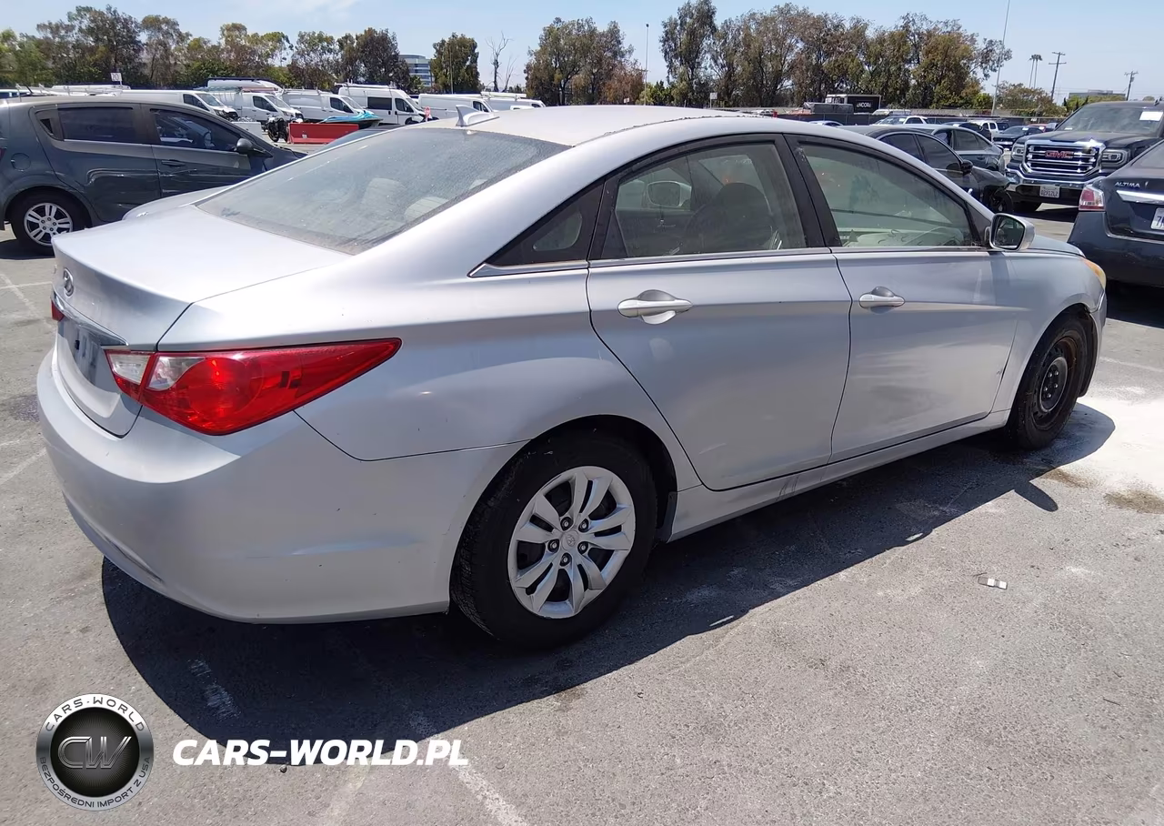 2012 Hyundai Sonata Gls VIN:5NPEB4AC2CH473504 - 4