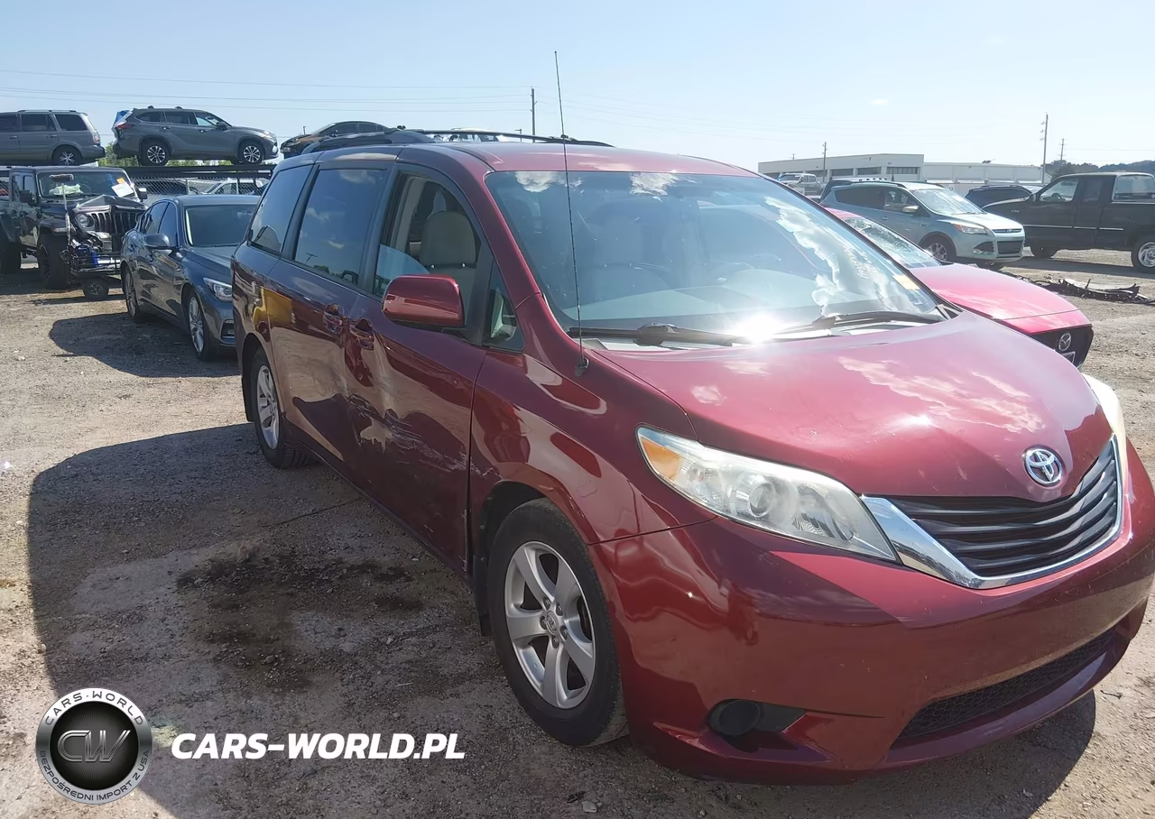 2013 Toyota Sienna Le V6 8 Passenger VIN:5TDKK3DC9DS285812 - 13