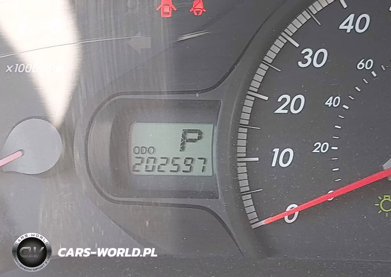 2013 Toyota Sienna Le V6 8 Passenger VIN:5TDKK3DC9DS285812 - 15