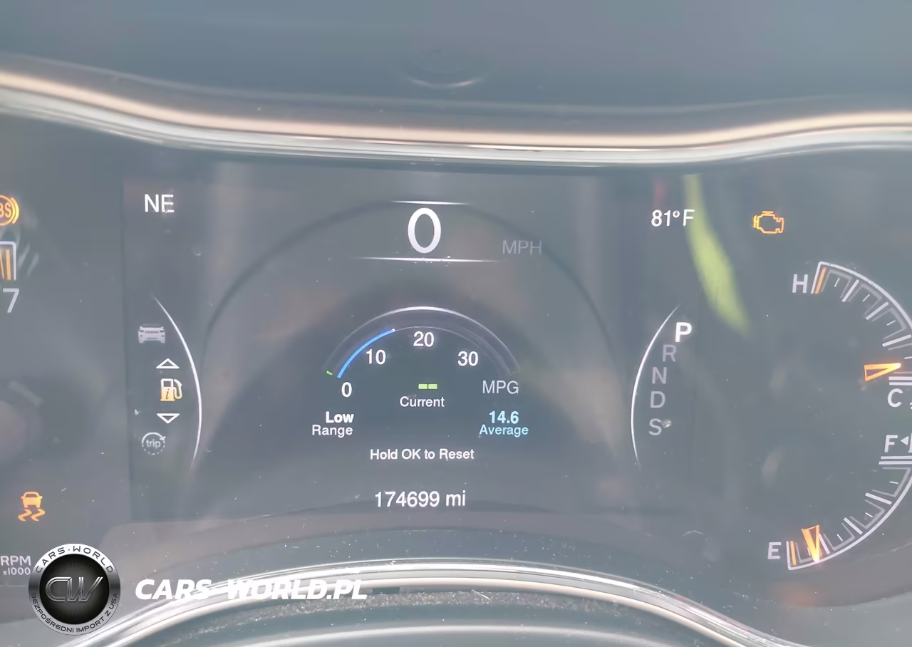 2014 Jeep Grand Cherokee Laredo VIN:1C4RJEAG1EC216748 - 7