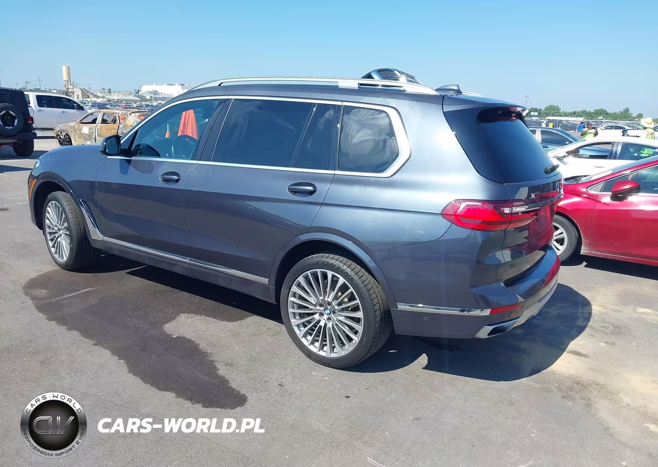 2019 BMW X7 xDrive50I VIN:5UXCX4C53KLB39761 - 3