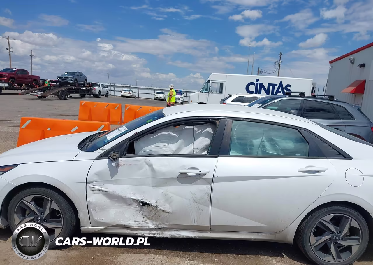 2023 Hyundai Elantra Sel VIN:5NPLS4AG2PH091912 - 14