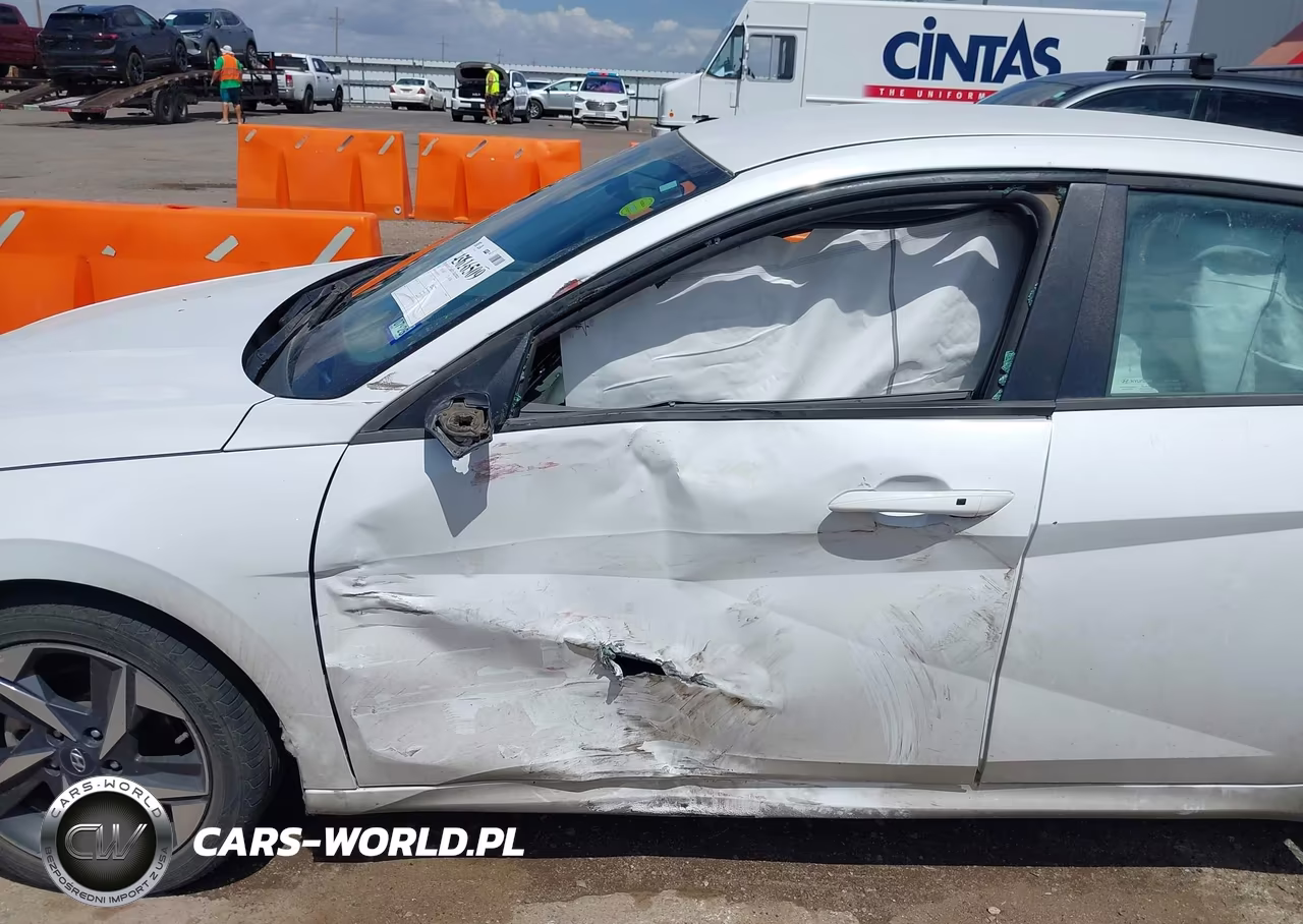 2023 Hyundai Elantra Sel VIN:5NPLS4AG2PH091912 - 6