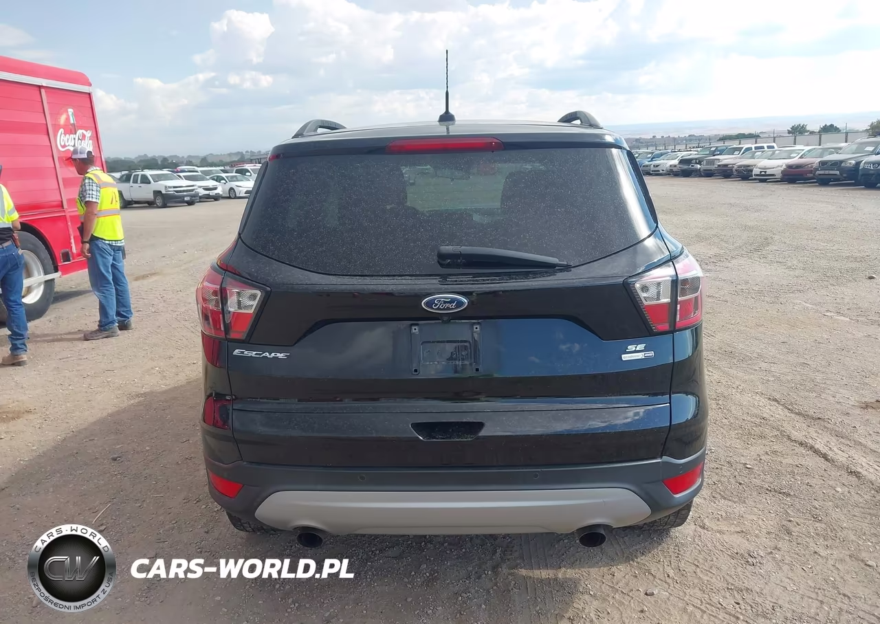 2017 Ford Escape Se VIN:1FMCU9G9XHUC07053 - 16