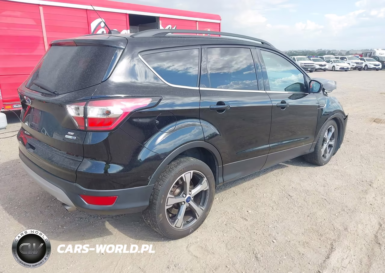 2017 Ford Escape Se VIN:1FMCU9G9XHUC07053 - 4