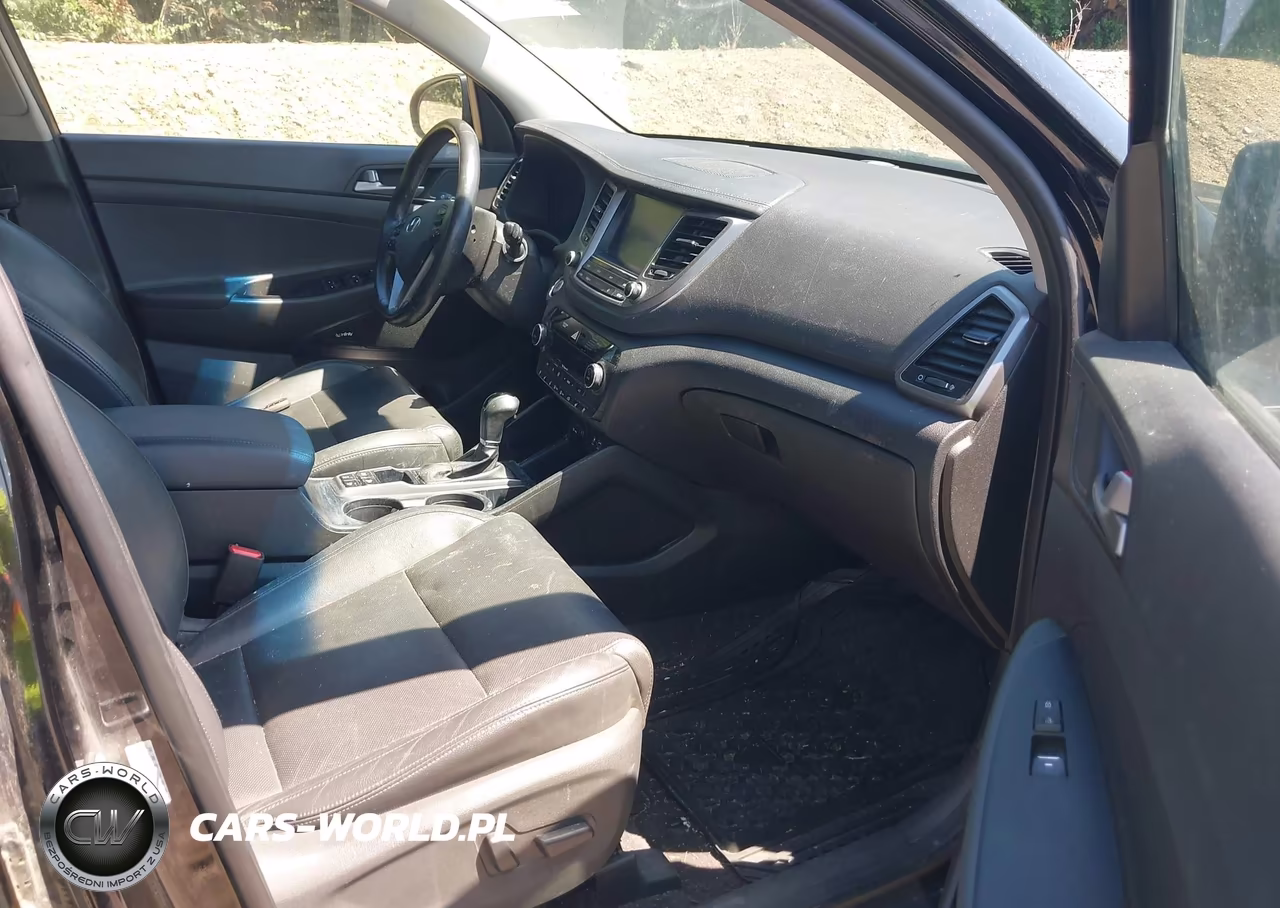 2018 Hyundai Tucson Limited VIN:KM8J3CA26JU820215 - 5