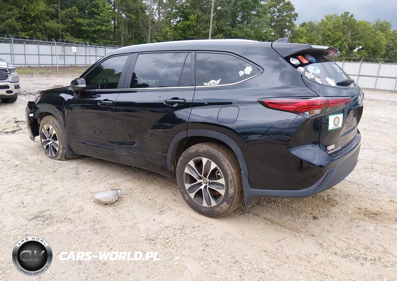 2023 Toyota Highlander Xle VIN:5TDKDRAH0PS007866 - 3