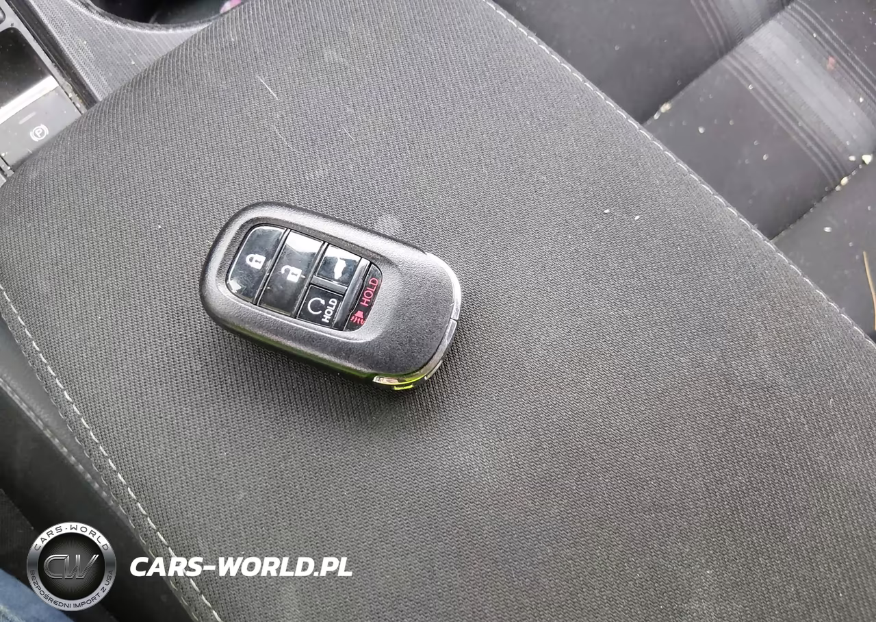 2025 Honda Civic Sedan Sport VIN:19XFL2H86SE018942 - 11