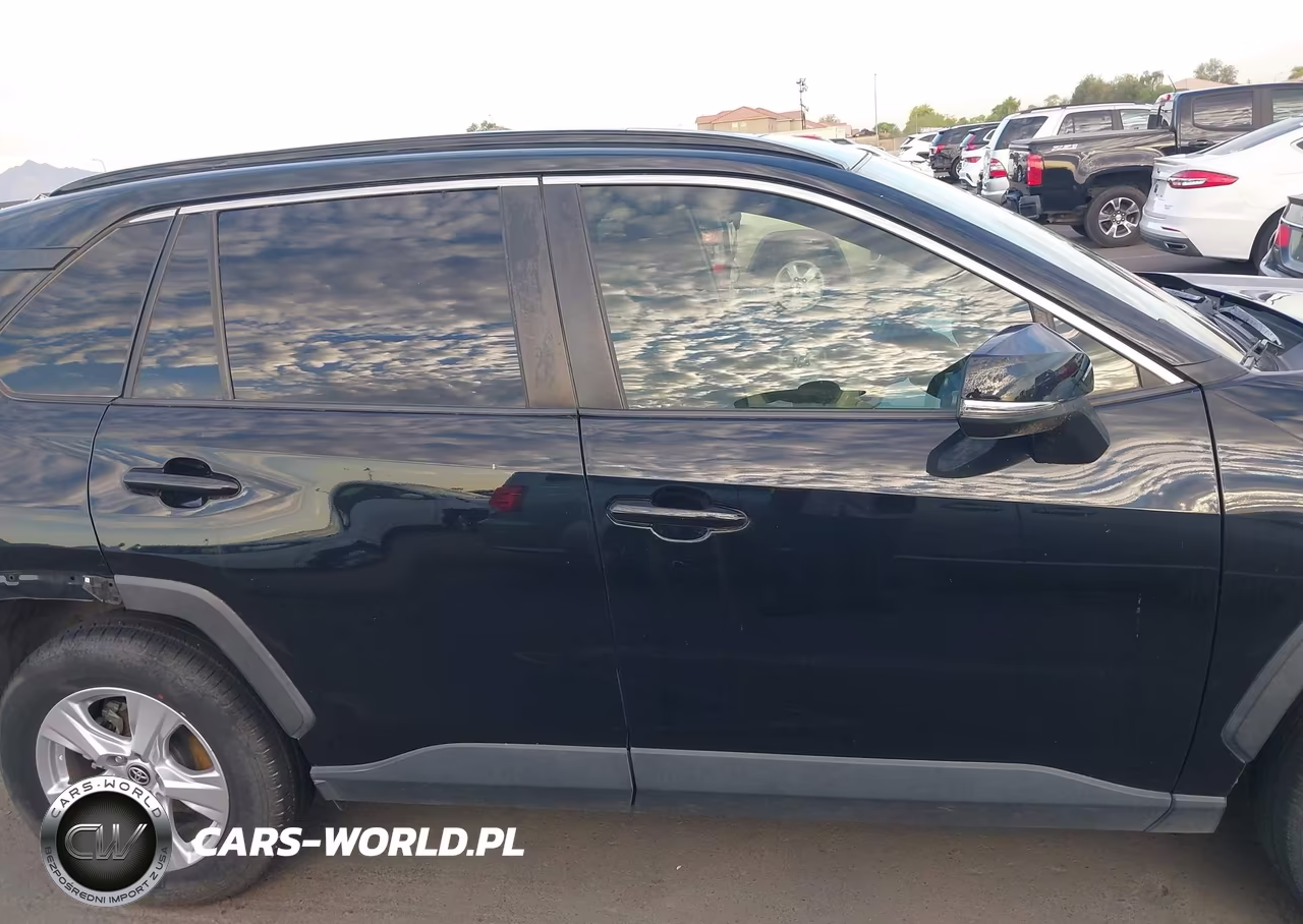 2020 Toyota Rav4 Xle VIN:JTMW1RFV3LJ020191 - 14