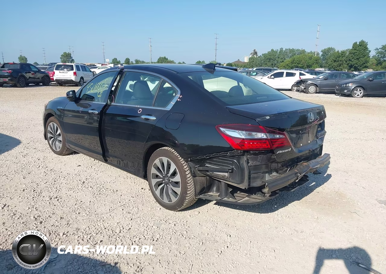 2017 Honda Accord Hybrid VIN:JHMCR6F33HC010263 - 3