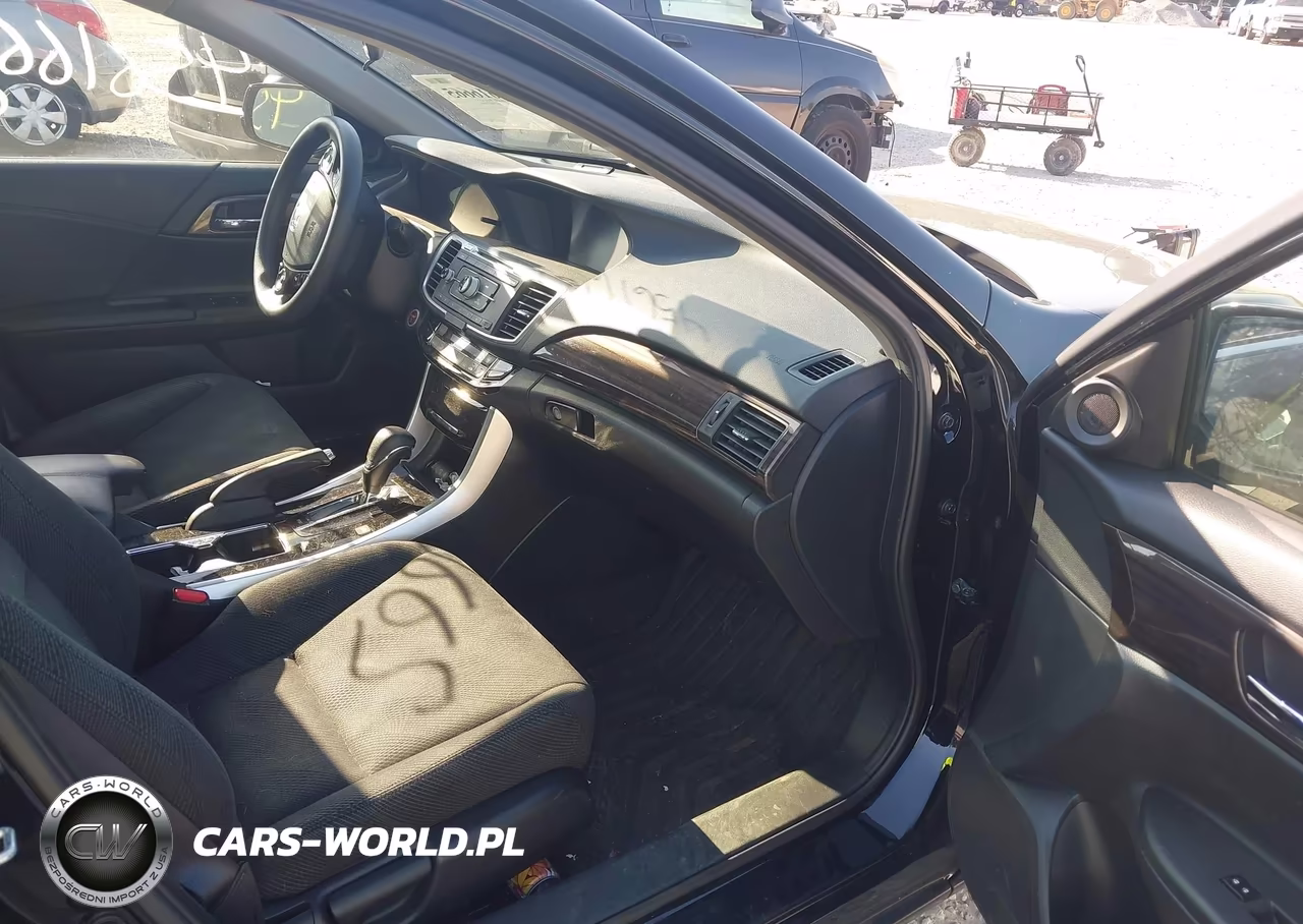 2017 Honda Accord Hybrid VIN:JHMCR6F33HC010263 - 5
