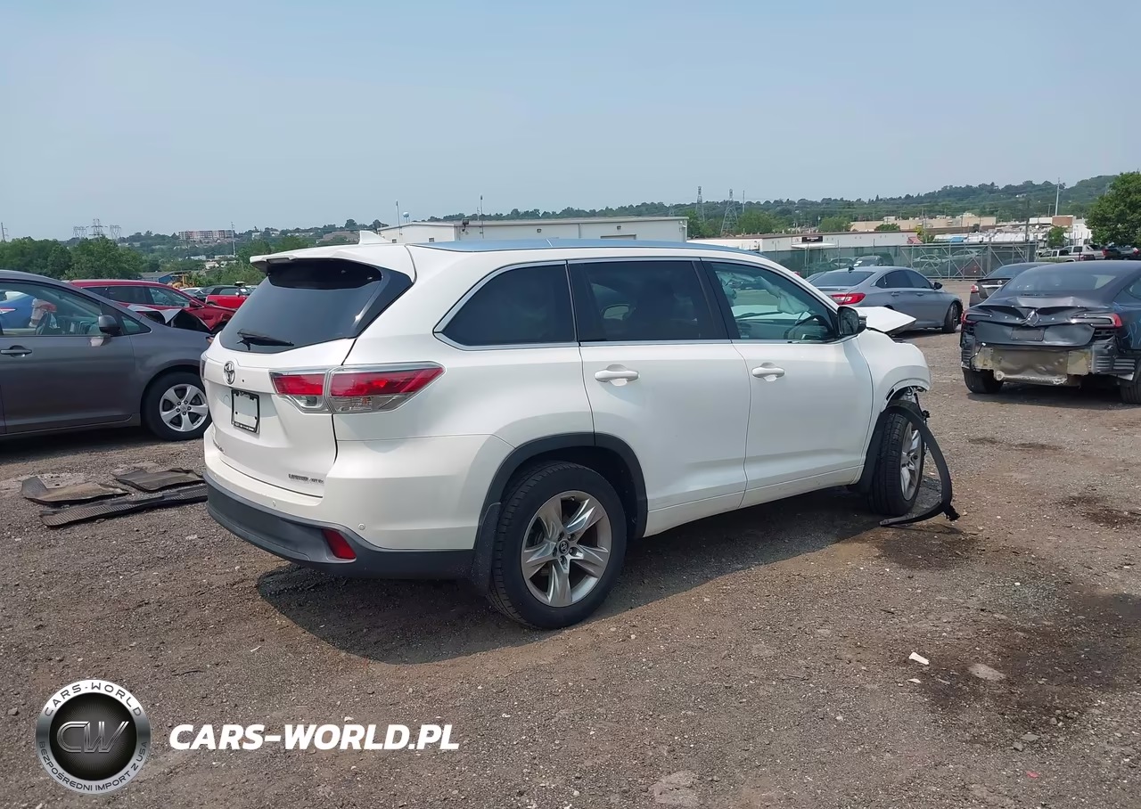 2016 Toyota Highlander Limited V6 VIN:5TDDKRFH3GS352154 - 4