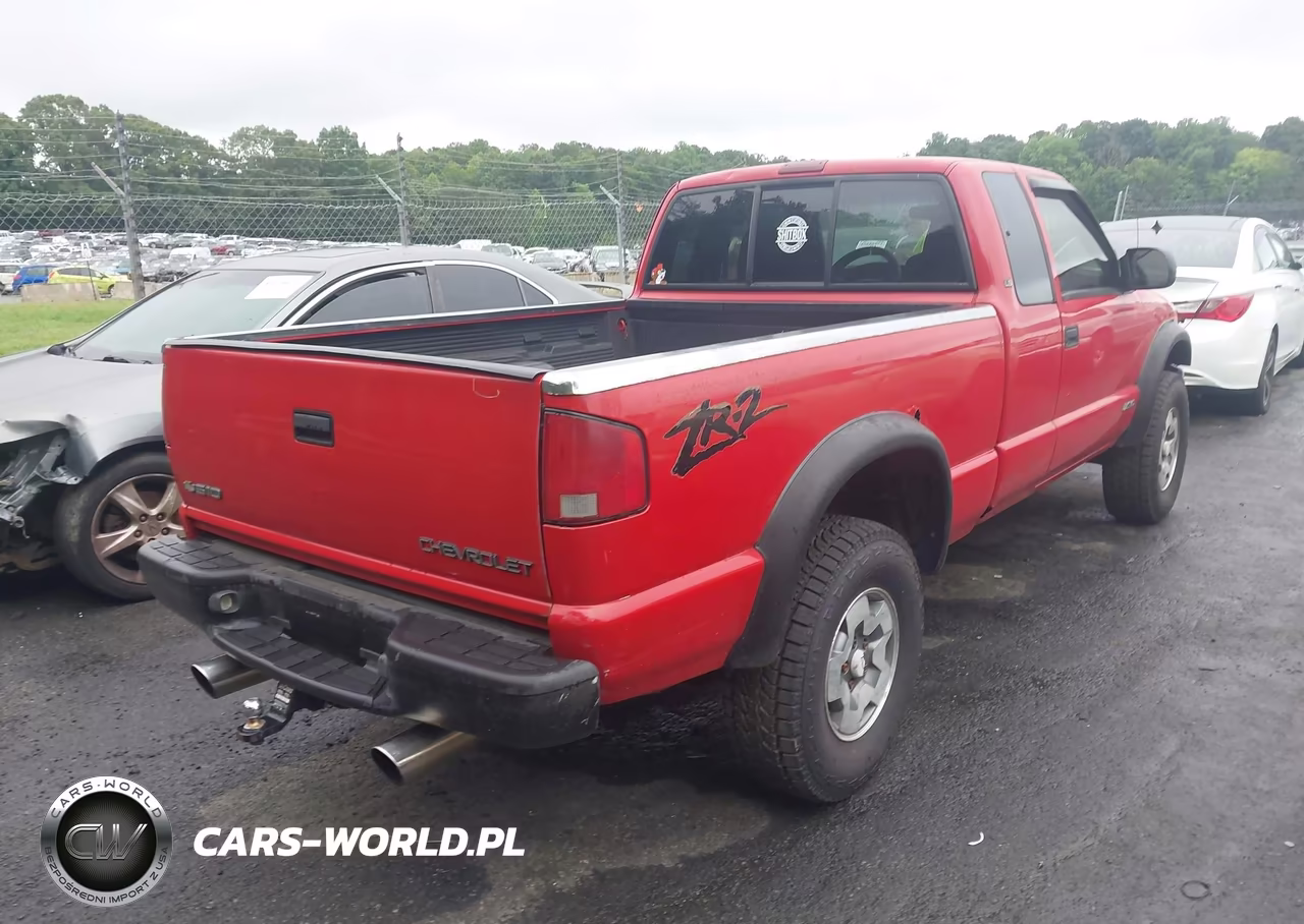 2003 Chevrolet S-10 Ls VIN:1GCCT19X238121581 - 4