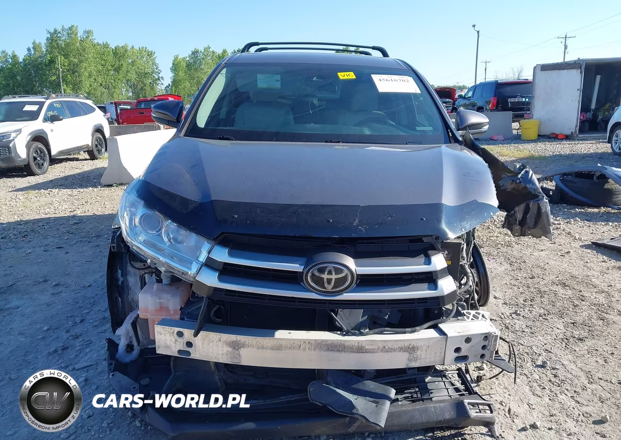 2017 Toyota Highlander Le Plus VIN:5TDBZRFH7HS374369 - 13