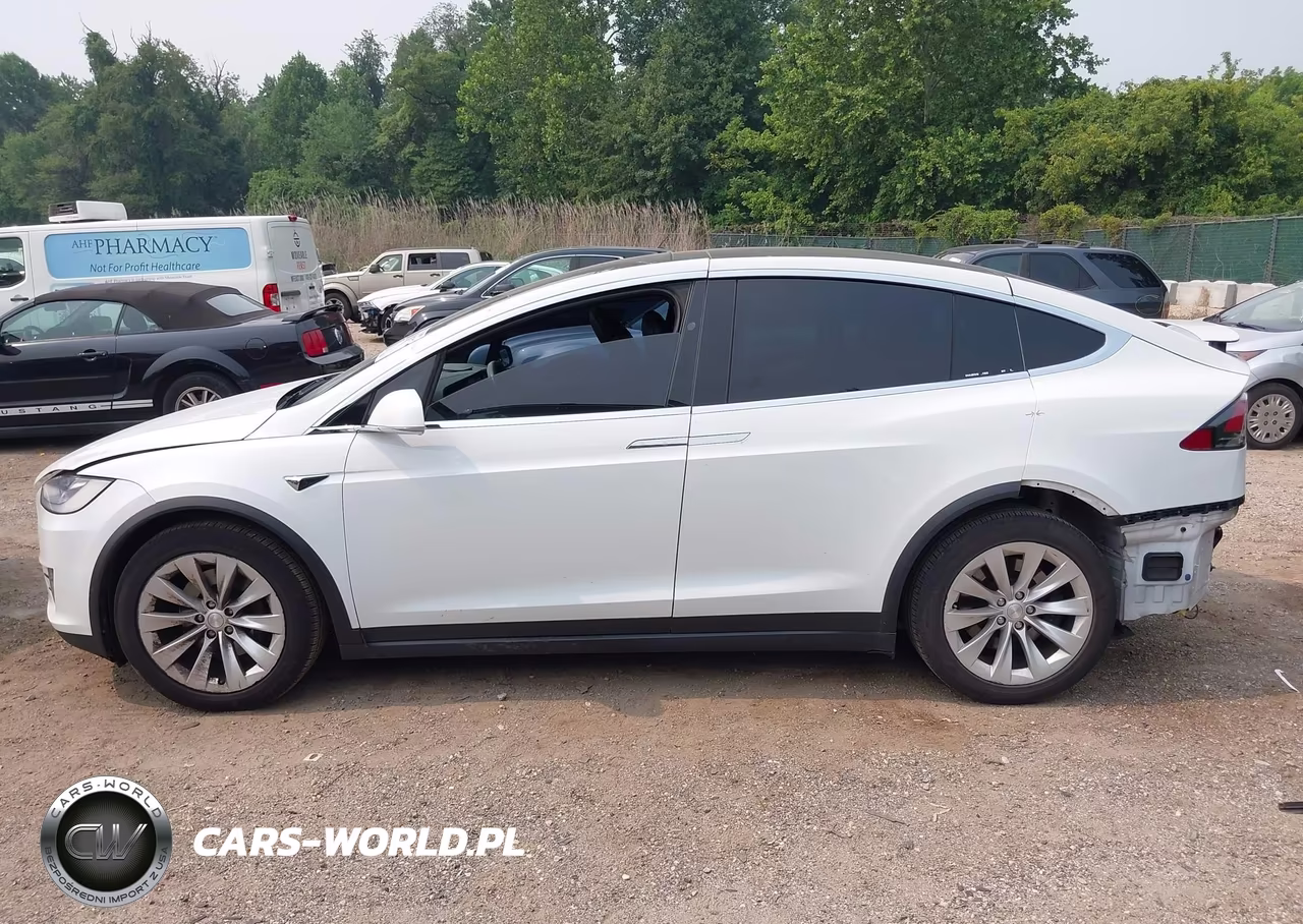 2020 Tesla Model X Long Range Dual Motor All-Wheel Drive-Long Range Plus Dual Motor All-Wheel Drive VIN:5YJXCBE2XLF285999 - 15