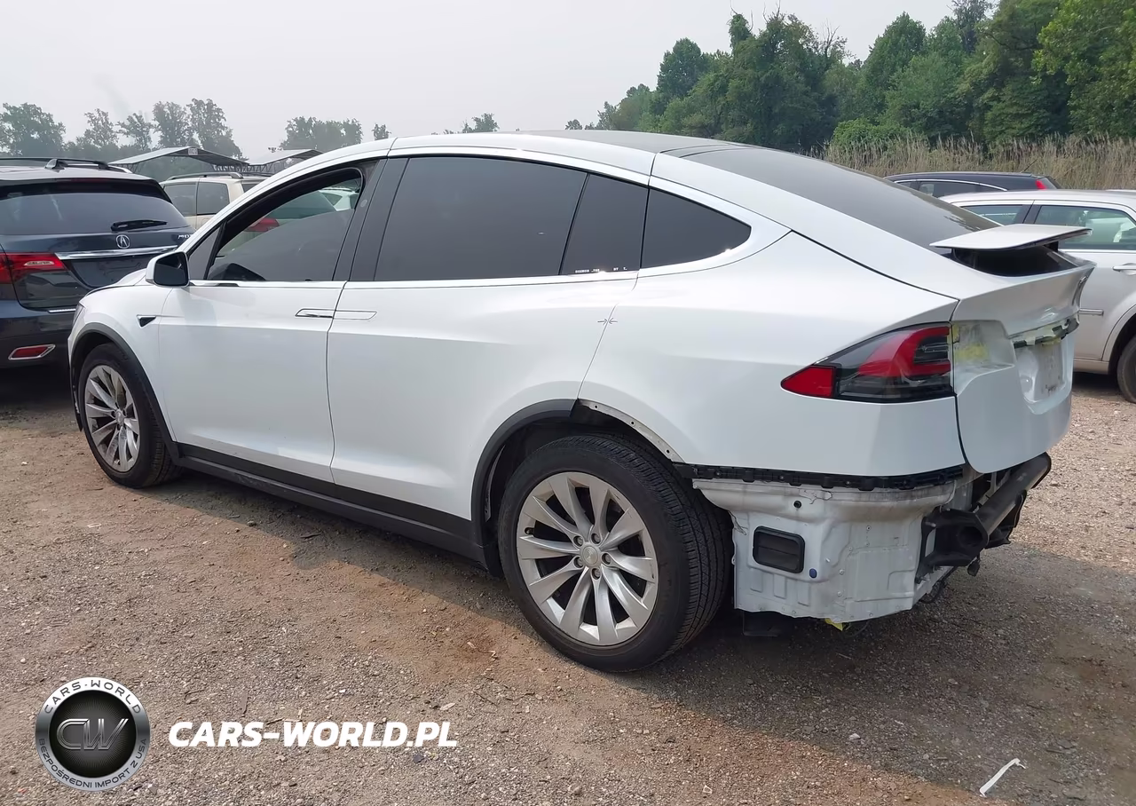 2020 Tesla Model X Long Range Dual Motor All-Wheel Drive-Long Range Plus Dual Motor All-Wheel Drive VIN:5YJXCBE2XLF285999 - 3