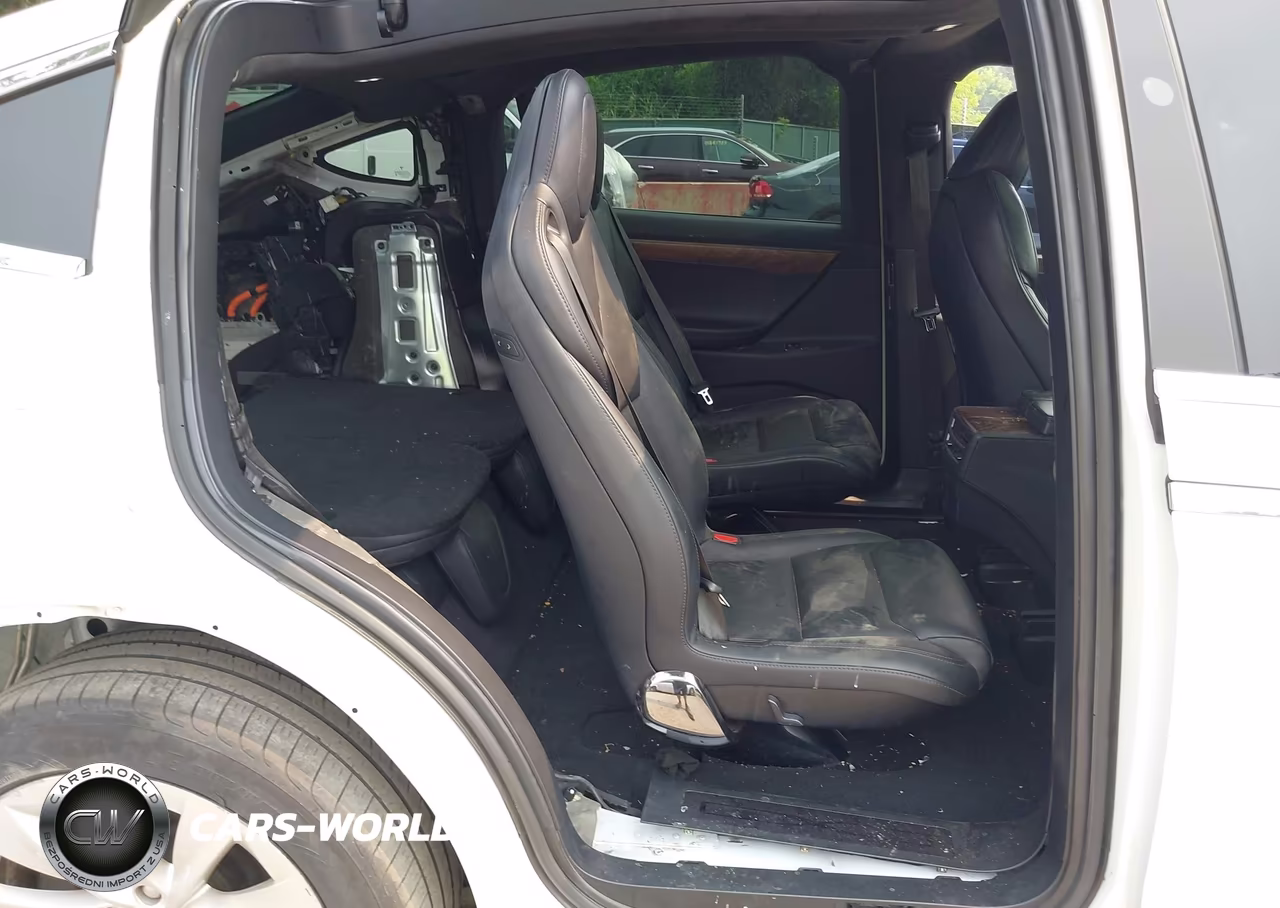 2020 Tesla Model X Long Range Dual Motor All-Wheel Drive-Long Range Plus Dual Motor All-Wheel Drive VIN:5YJXCBE2XLF285999 - 8