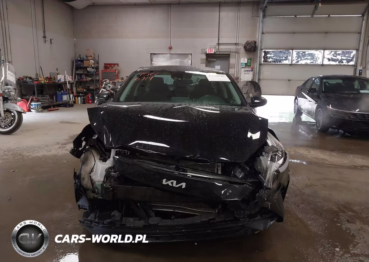 2023 Kia Forte Lxs VIN:3KPF24AD0PE538289 - 12