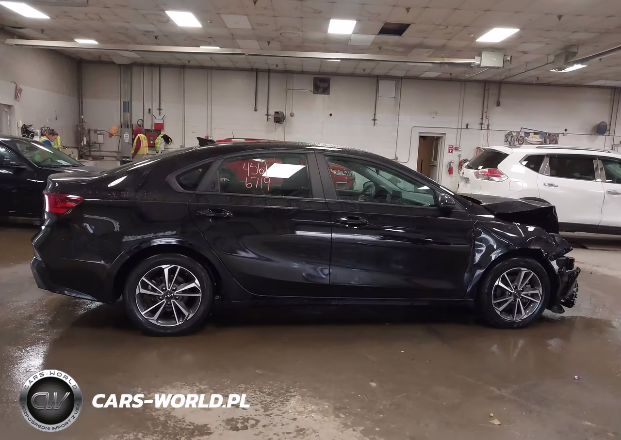 2023 Kia Forte Lxs VIN:3KPF24AD0PE538289 - 13