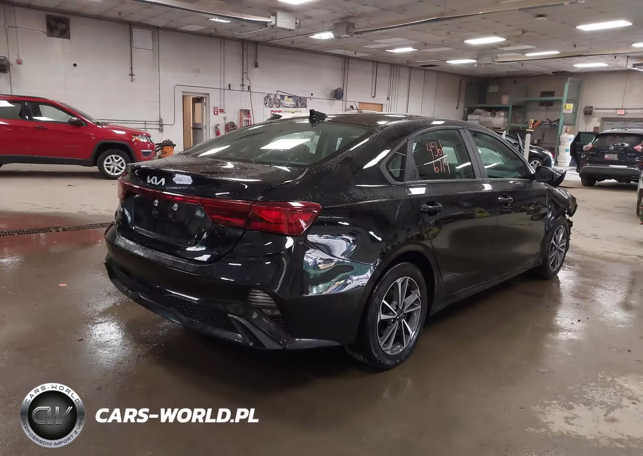 2023 Kia Forte Lxs VIN:3KPF24AD0PE538289 - 4