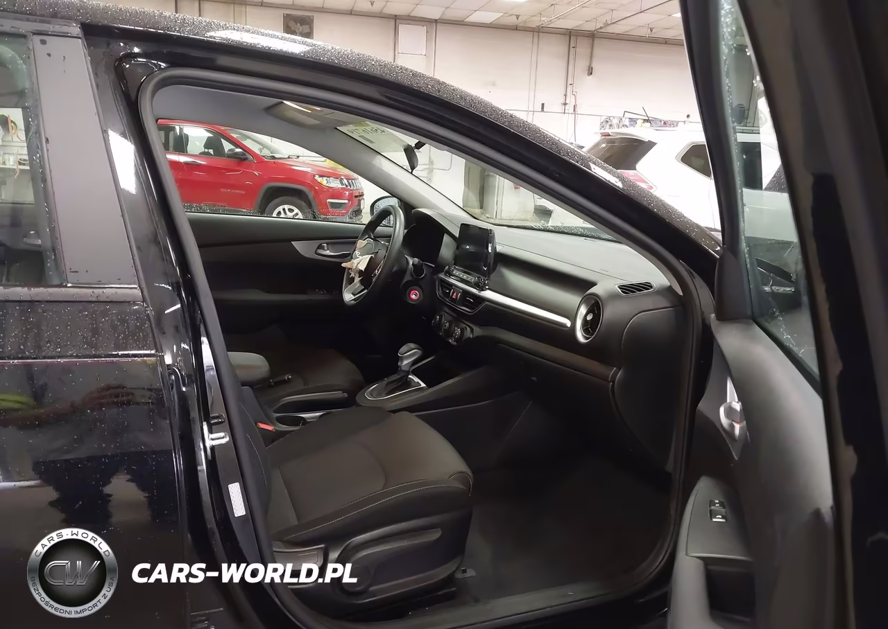 2023 Kia Forte Lxs VIN:3KPF24AD0PE538289 - 5