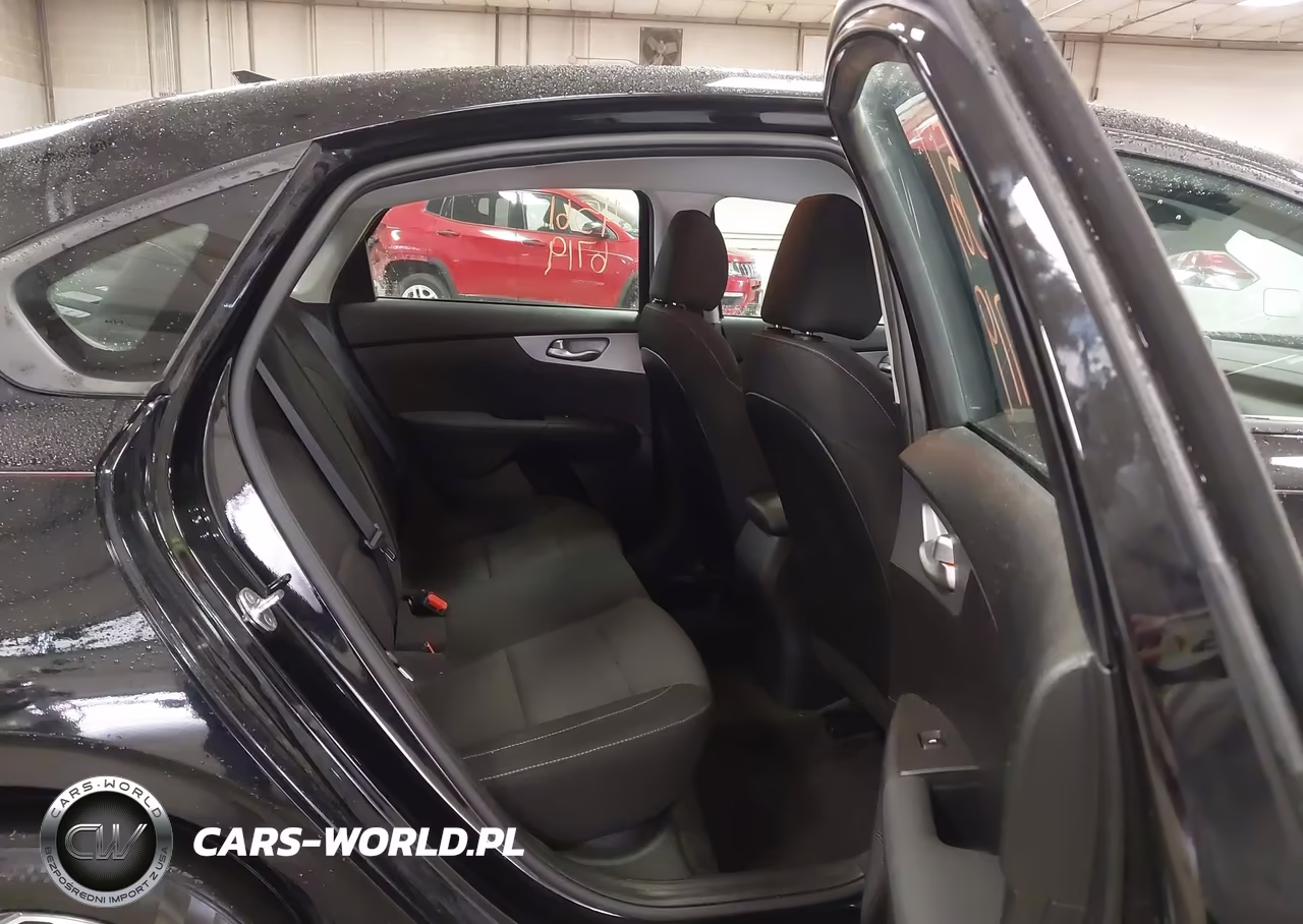 2023 Kia Forte Lxs VIN:3KPF24AD0PE538289 - 8