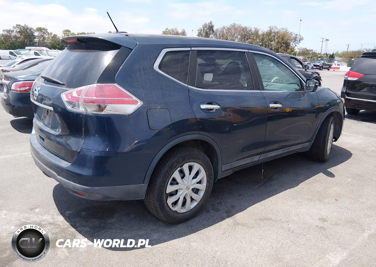 2015 Nissan Rogue S VIN:5N1AT2ML7FC897882 - 4