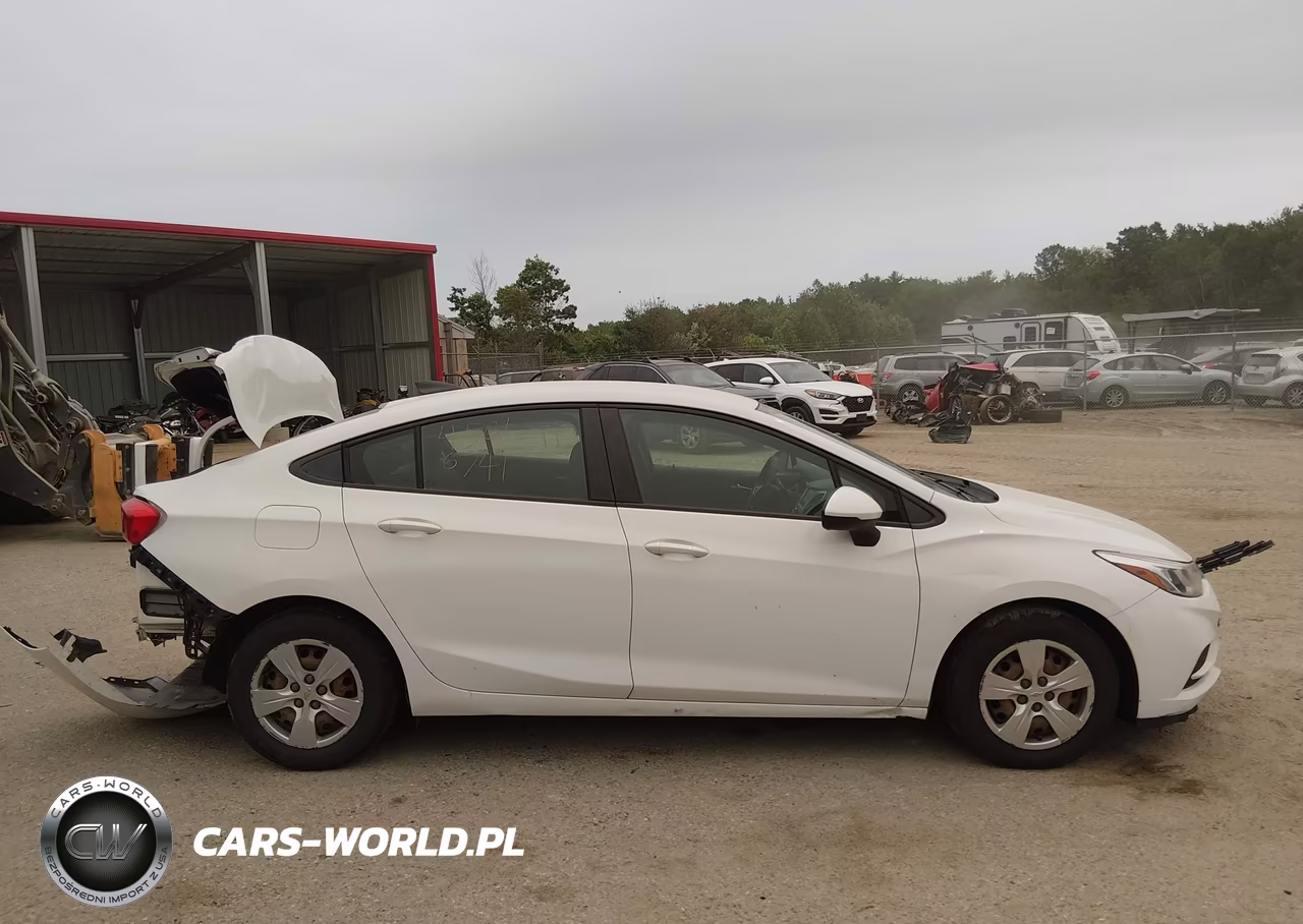 2016 Chevrolet Cruze Ls Auto VIN:1G1BC5SMXG7246609 - 14
