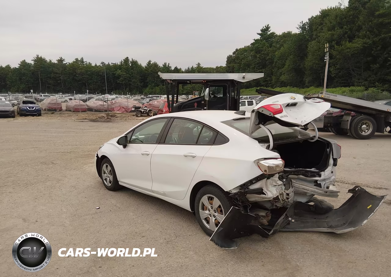 2016 Chevrolet Cruze Ls Auto VIN:1G1BC5SMXG7246609 - 3