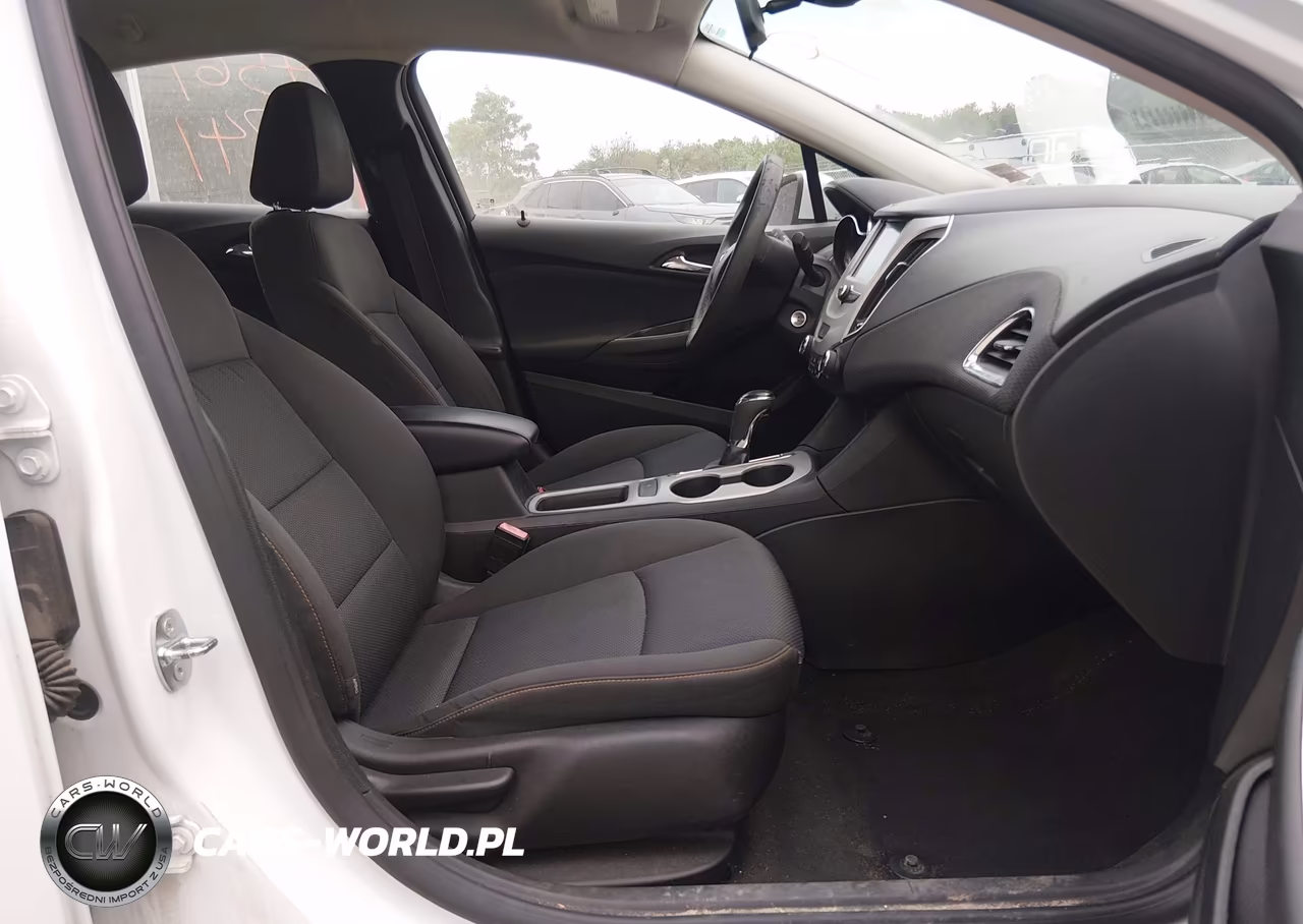 2016 Chevrolet Cruze Ls Auto VIN:1G1BC5SMXG7246609 - 5