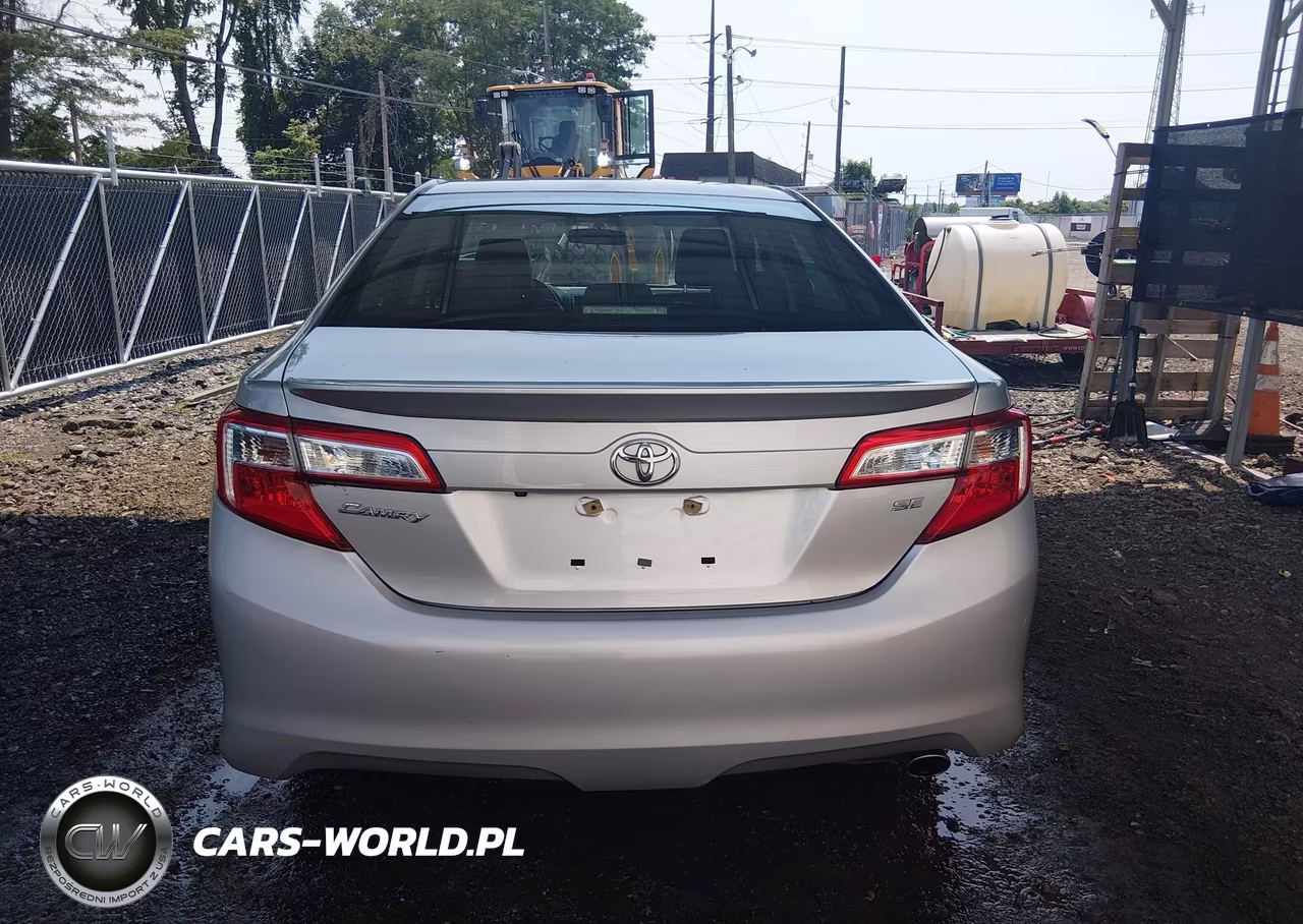 2014 Toyota Camry Se VIN:4T1BF1FK6EU390491 - 16