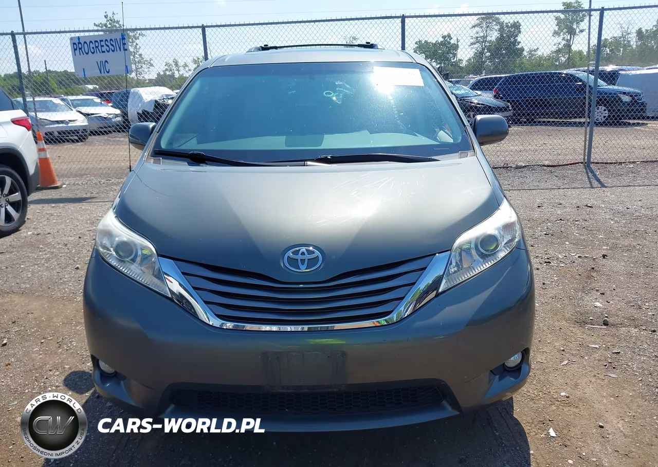 2012 Toyota Sienna Xle V6 8 Passenger VIN:5TDYK3DC7CS237444 - 12