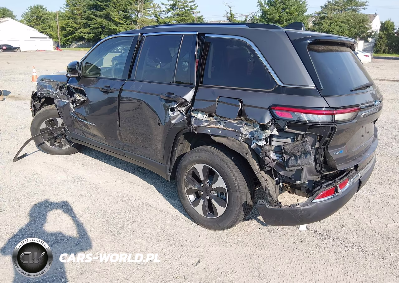 2022 Jeep Grand Cherokee 4Xe Limited 4X4 VIN:1C4RJYB68N8777734 - 3