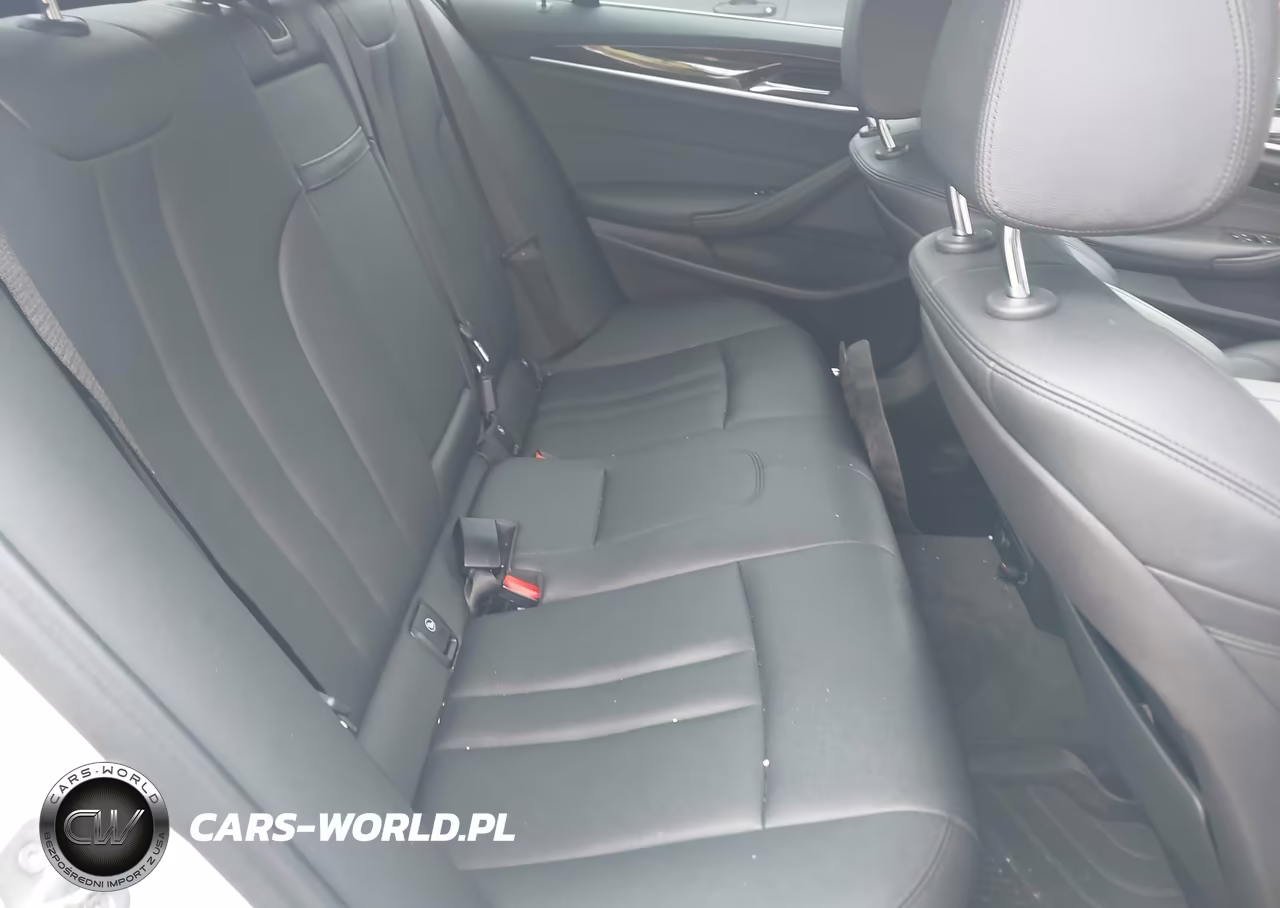 2019 BMW 5 Series 530I xDrive VIN:WBAJA7C56KG910115 - 8
