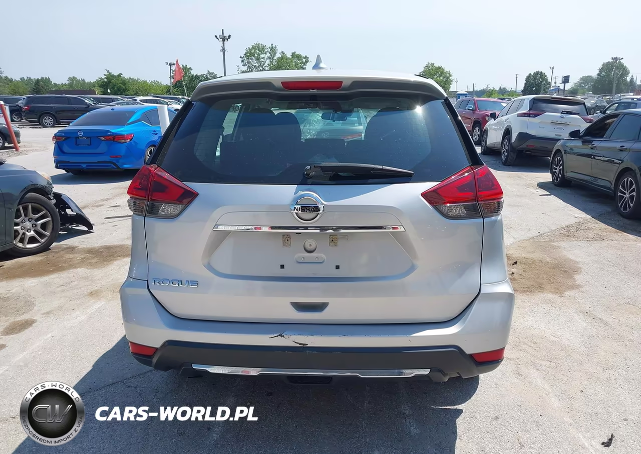 2019 Nissan Rogue S VIN:5N1AT2MT6KC811309 - 17