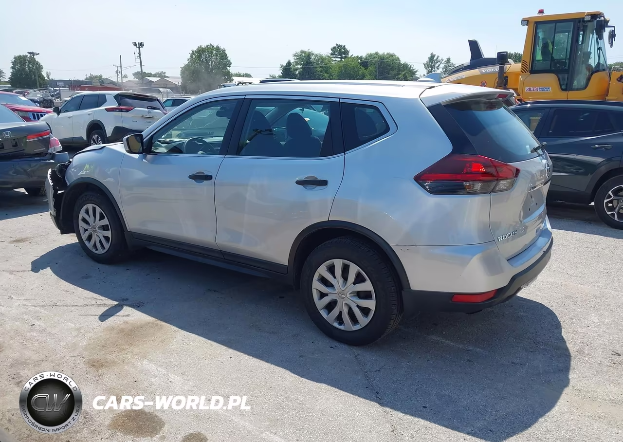 2019 Nissan Rogue S VIN:5N1AT2MT6KC811309 - 3