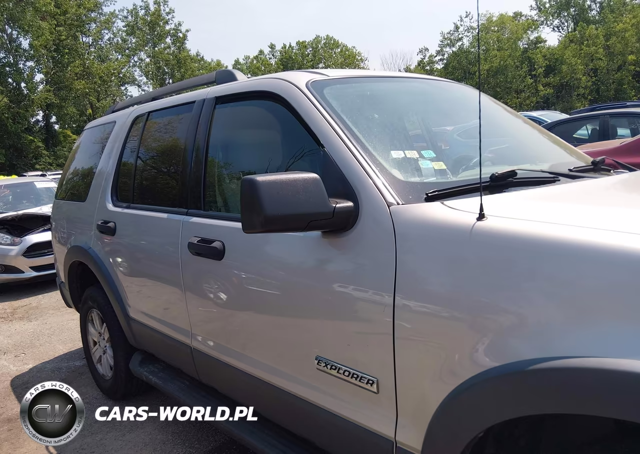2006 Ford Explorer Xlt VIN:1FMEU73816ZA13053 - 12