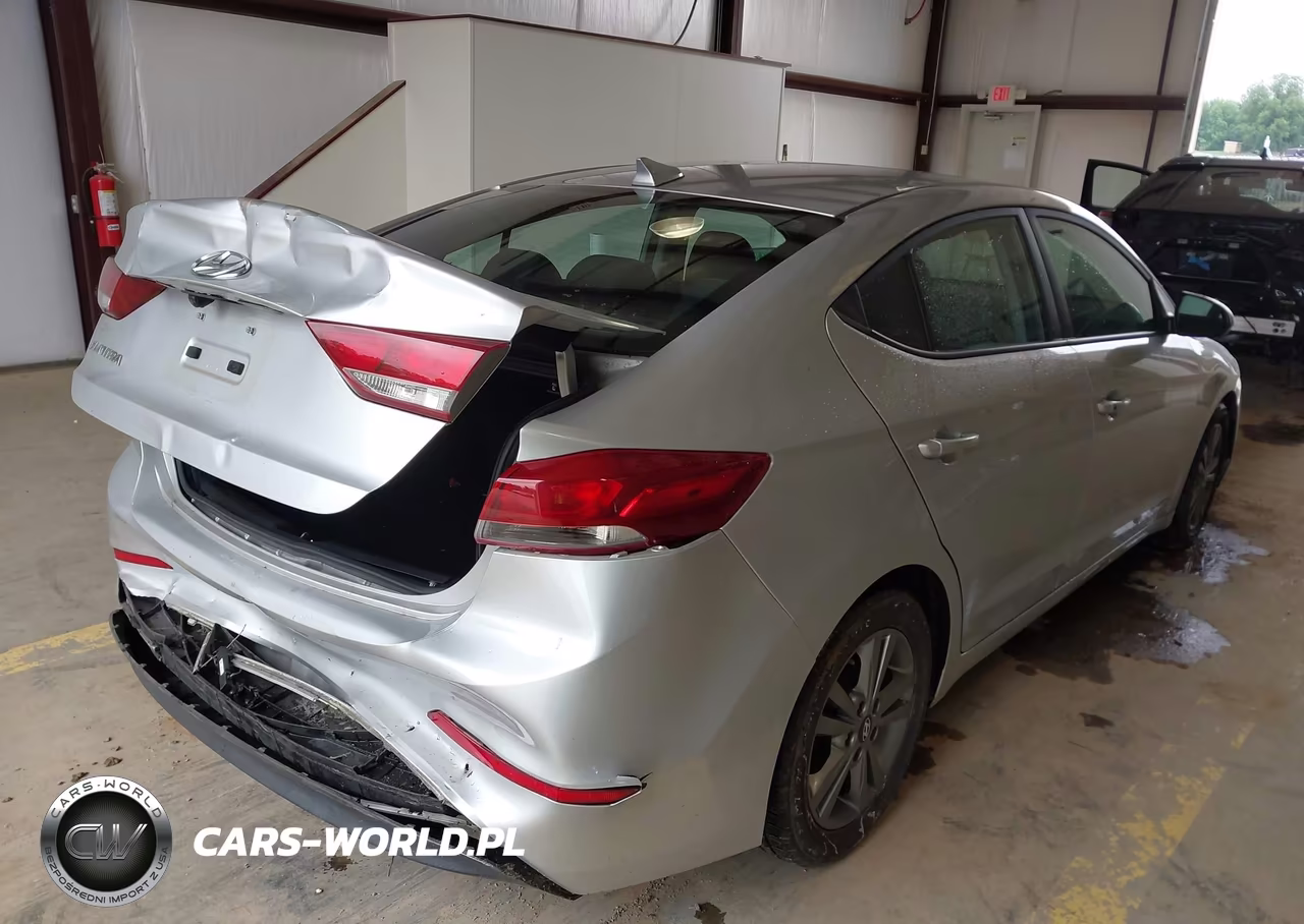 2017 Hyundai Elantra Value Edition VIN:5NPD84LF5HH144997 - 4